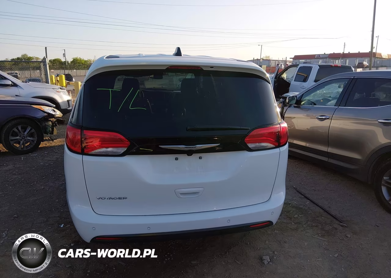 2025 Chrysler Voyager Lx VIN:2C4RC1CG4SR605693 - 17
