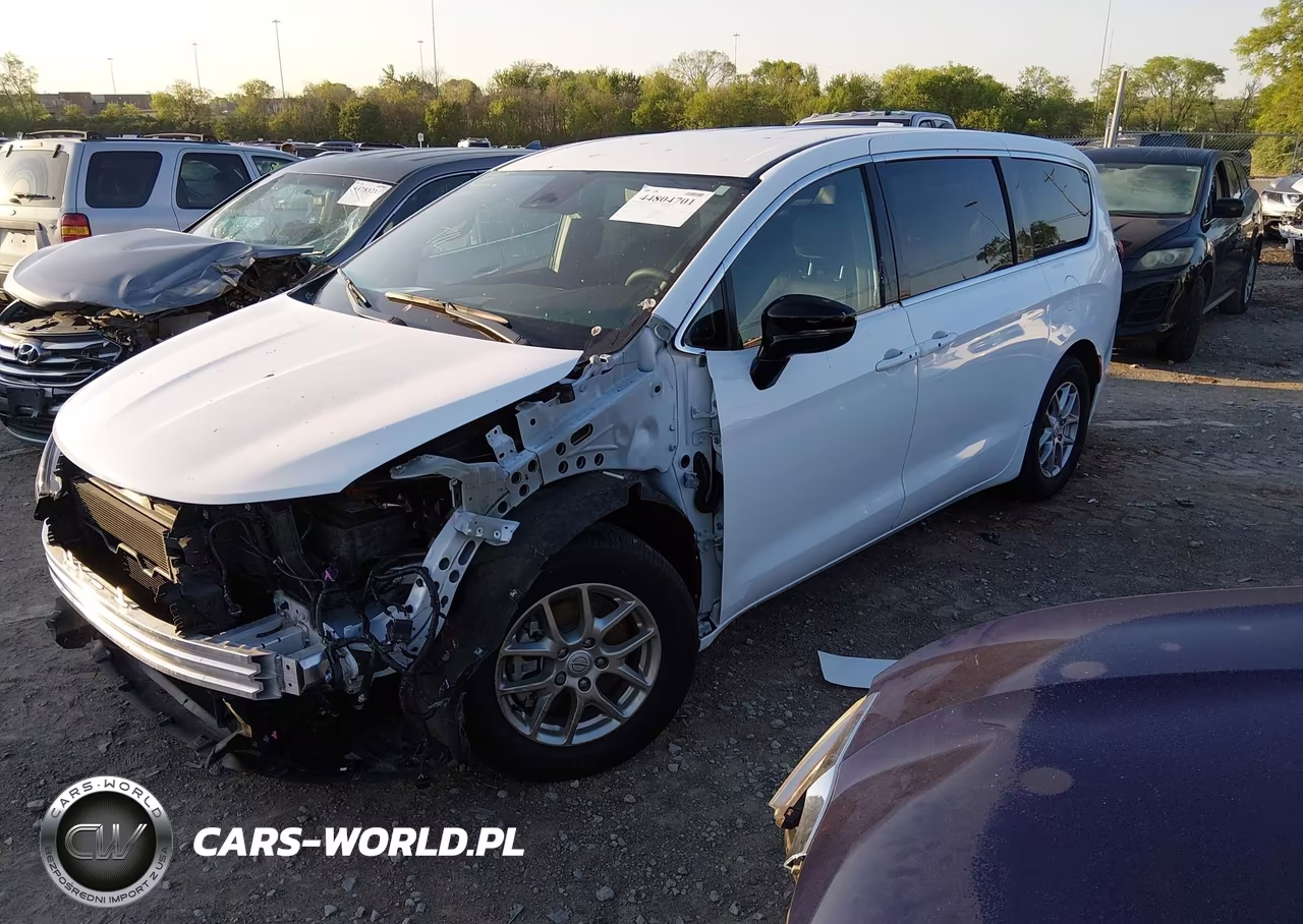 2025 Chrysler Voyager Lx VIN:2C4RC1CG4SR605693 - 2