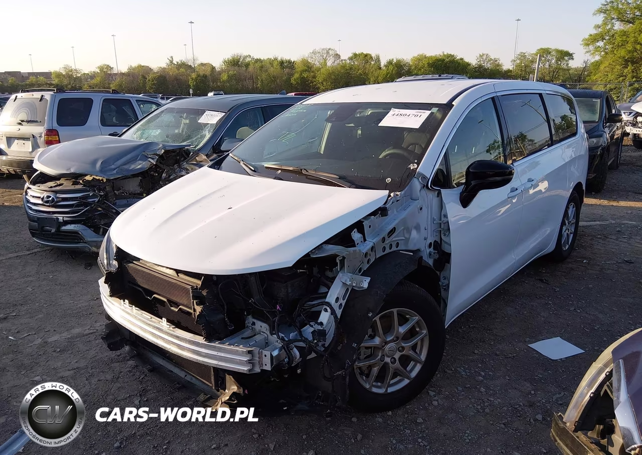 2025 Chrysler Voyager Lx VIN:2C4RC1CG4SR605693 - 6