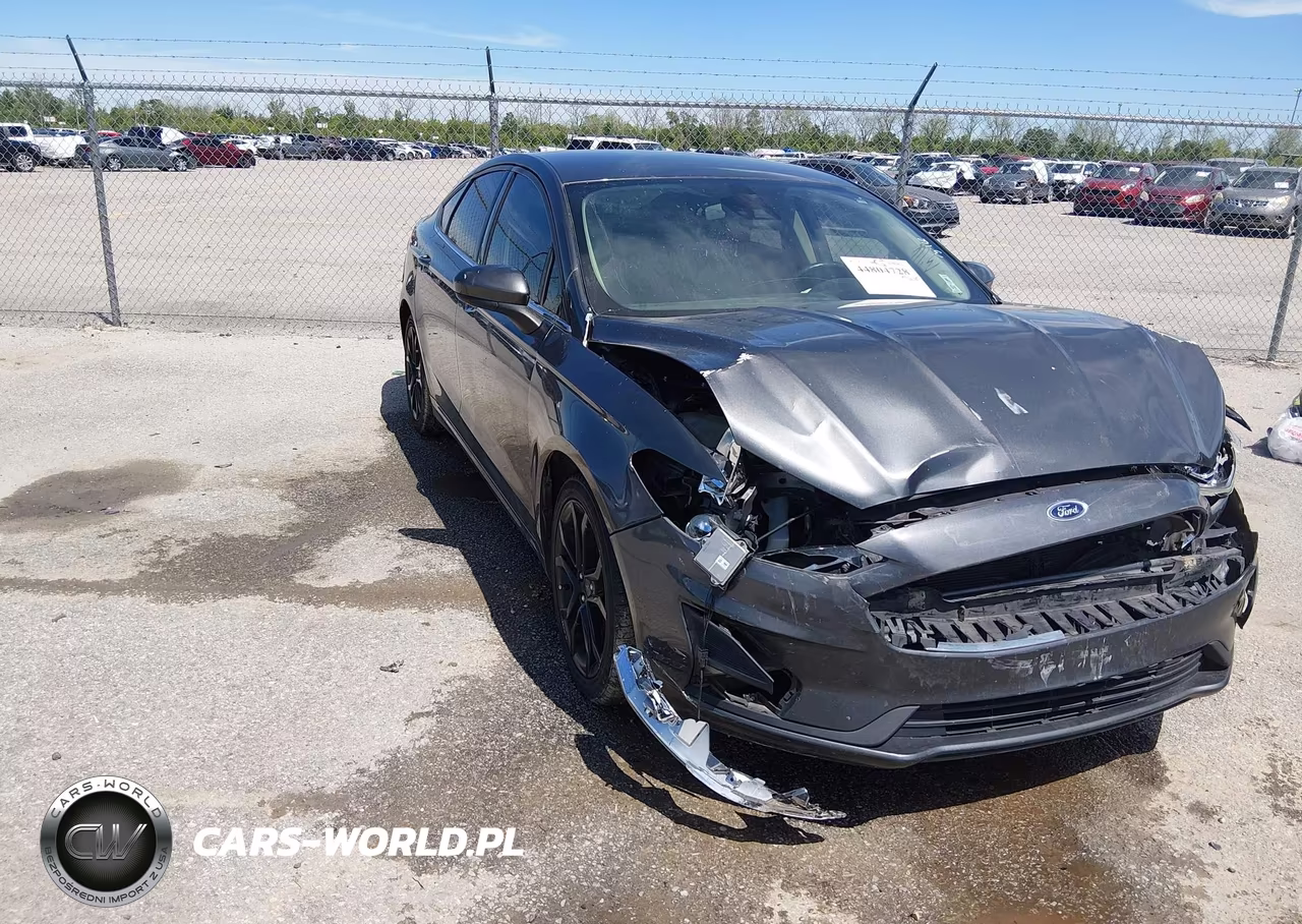 2020 Ford Fusion Se