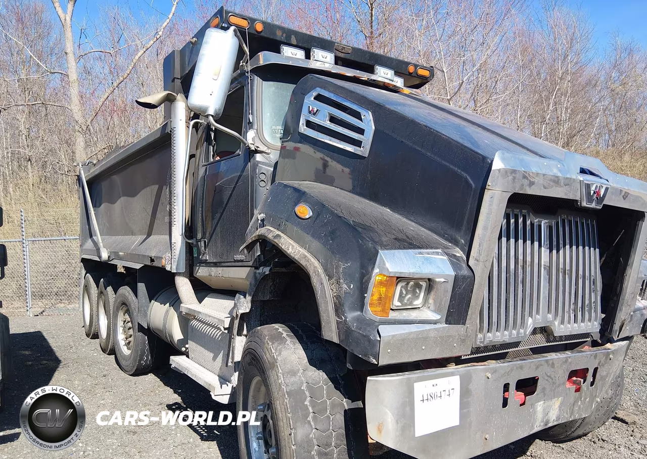 2017 Western Star 4700 Set Forward Axle
