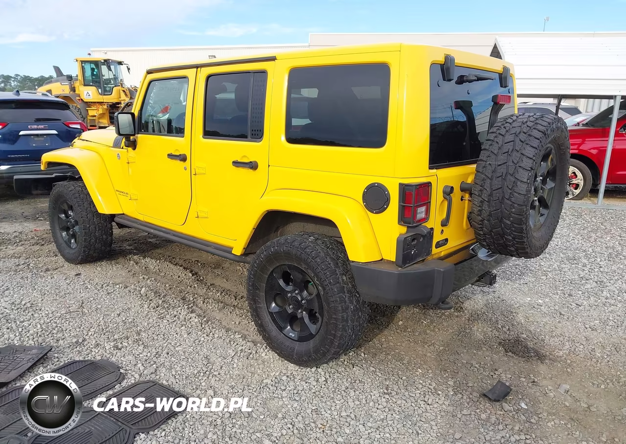 2015 Jeep Wrangler Unlimited Altitude VIN:1C4BJWEG0FL661369 - 3
