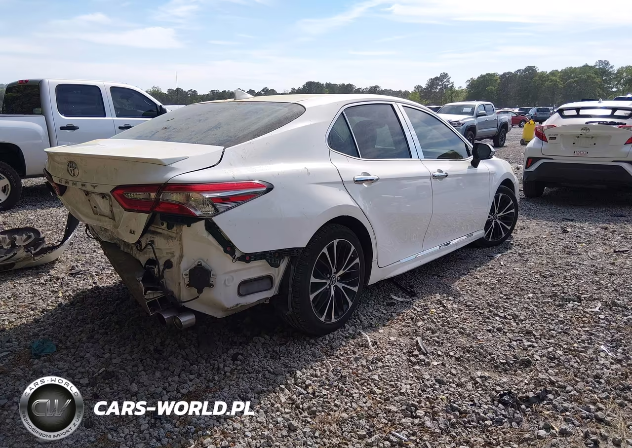 2018 Toyota Camry Se VIN:4T1B11HK5JU542606 - 4