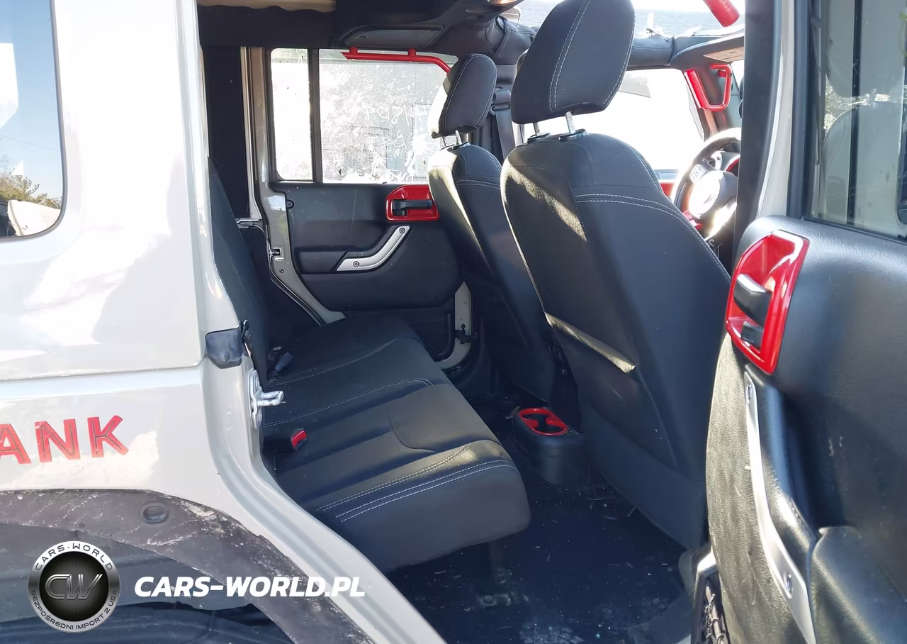 2017 Jeep Wrangler Unlimited Rubicon 4X4 VIN:1C4BJWFG2HL694312 - 8