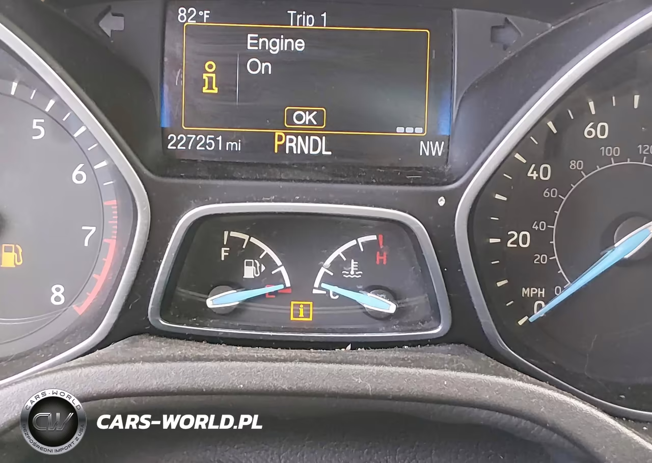 2016 Ford Focus Se VIN:1FADP3K21GL213812 - 13