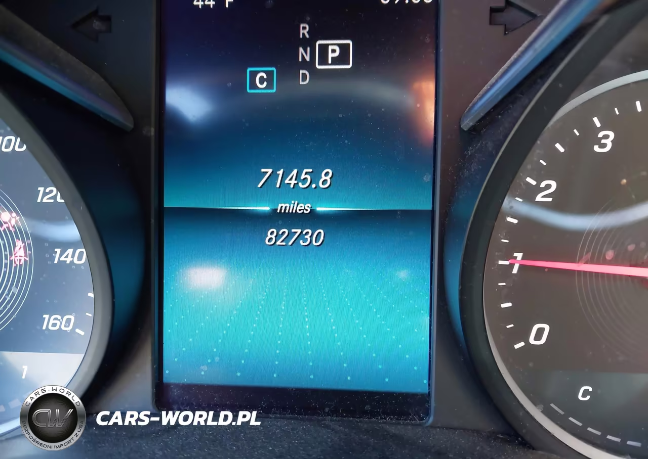 2019 Mercedes-Benz C 300 VIN:55SWF8DB5KU299216 - 16