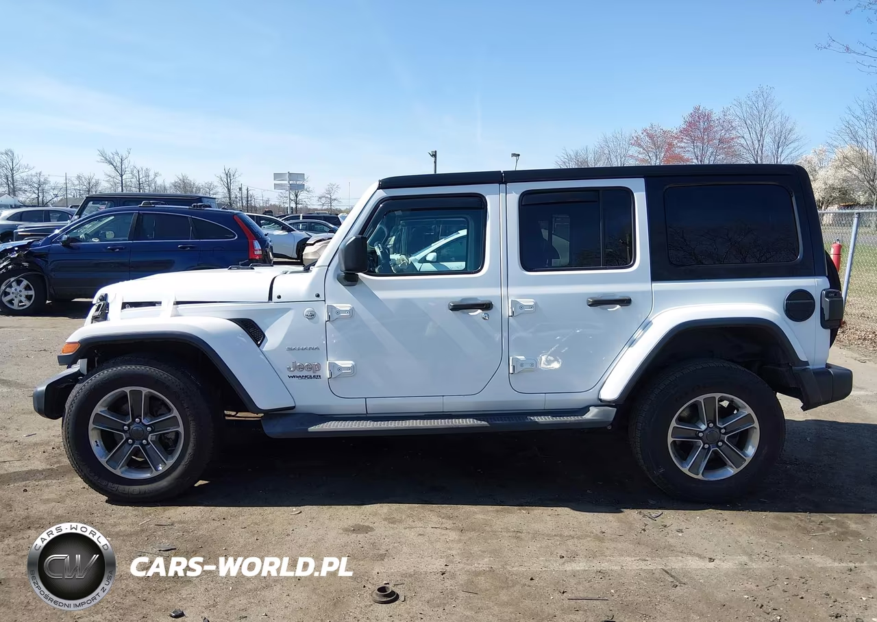 2020 Jeep Wrangler Unlimited Sahara 4X4 VIN:1C4HJXEG6LW167530 - 14