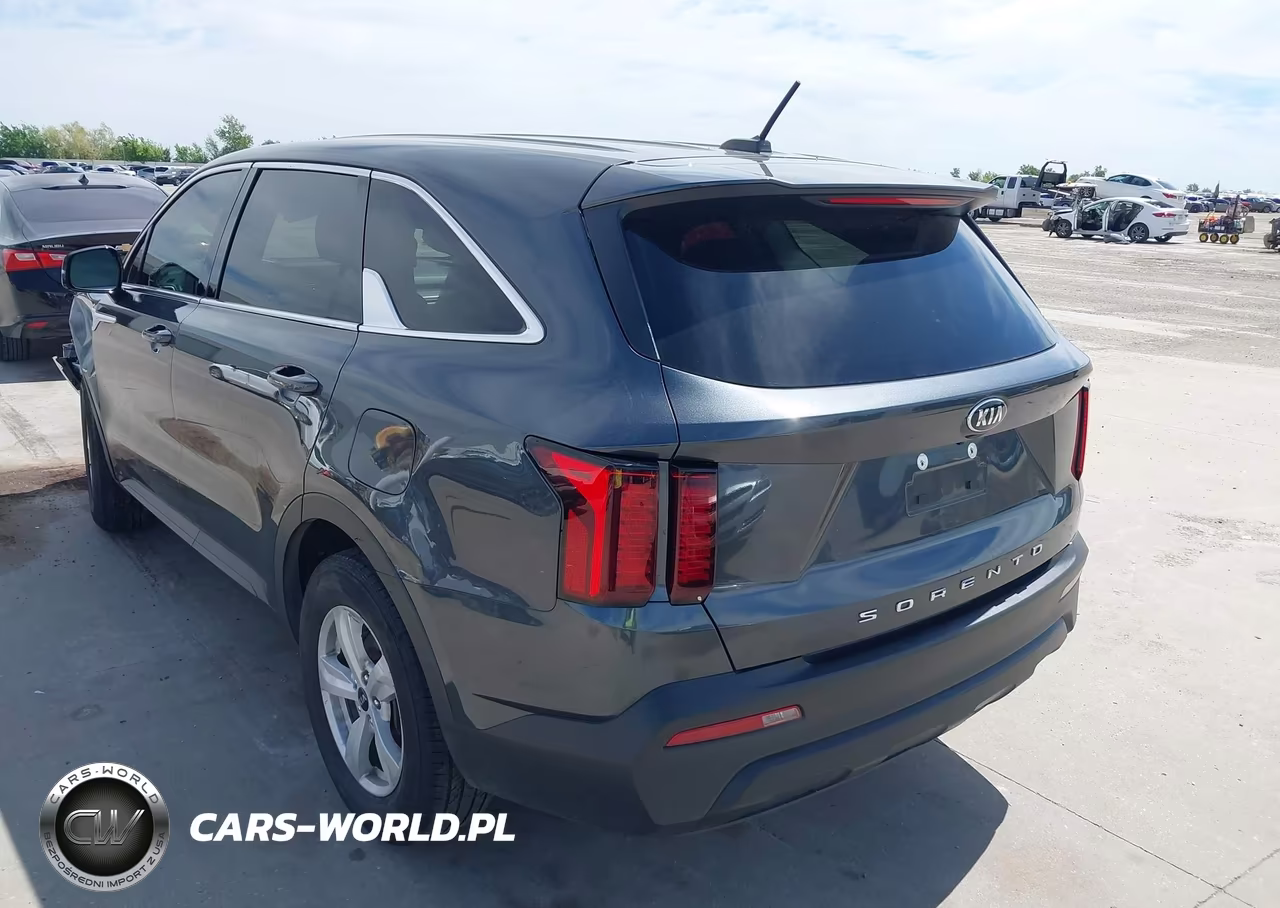 2021 Kia Sorento Lx VIN:5XYRG4LC5MG047105 - 3