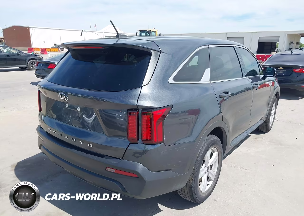 2021 Kia Sorento Lx VIN:5XYRG4LC5MG047105 - 4