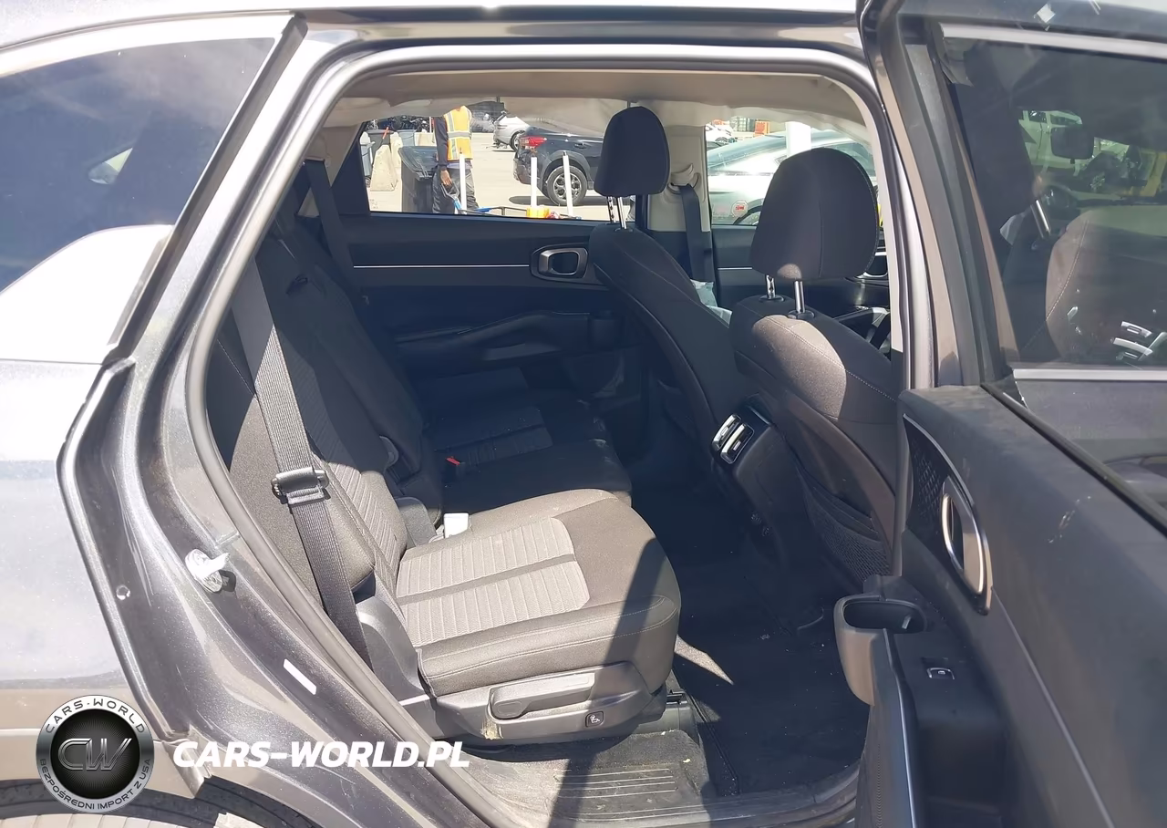 2021 Kia Sorento Lx VIN:5XYRG4LC5MG047105 - 8