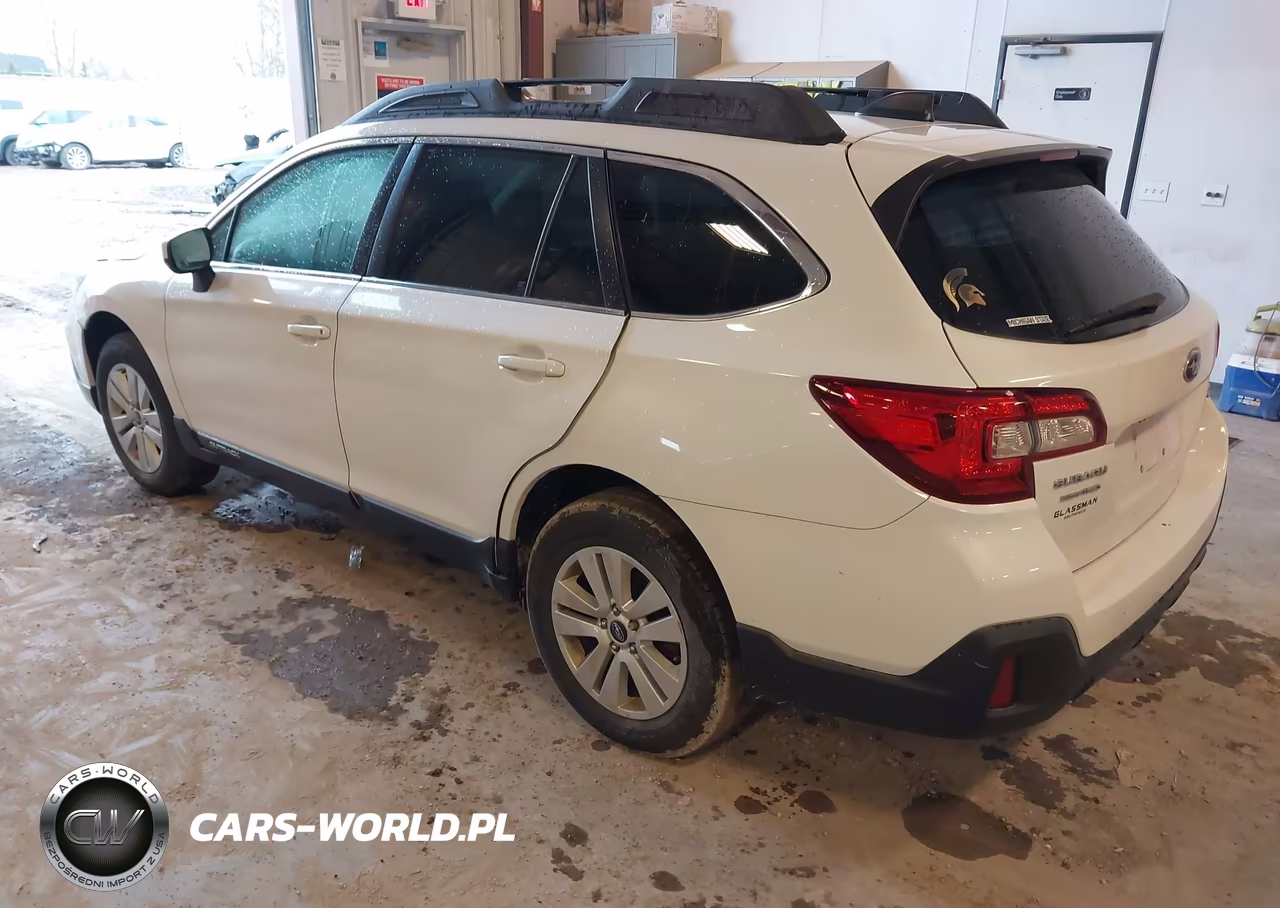 2019 Subaru Outback 2.5I Premium VIN:4S4BSAFC1K3265923 - 3