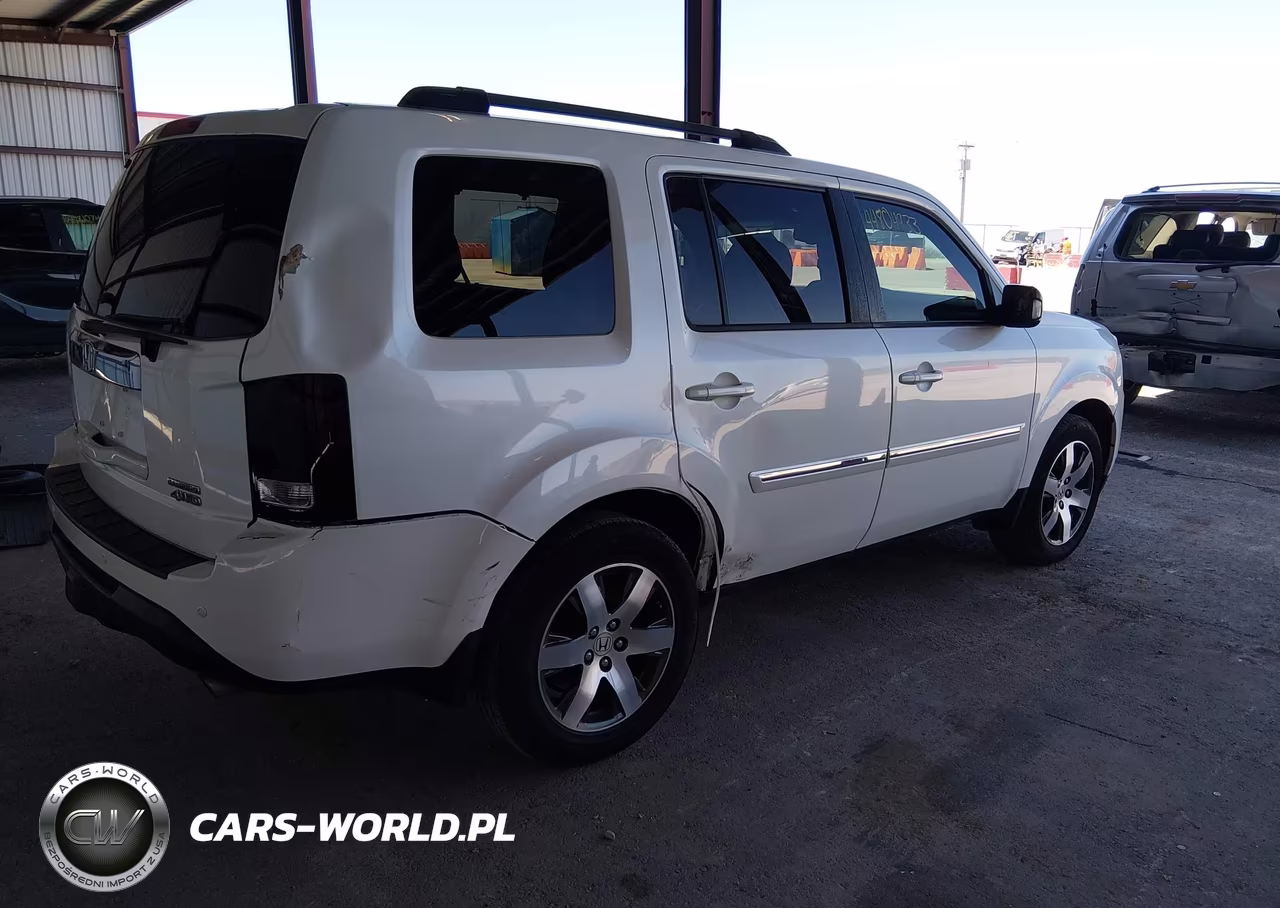 2012 Honda Pilot Touring VIN:5FNYF4H95CB058994 - 4
