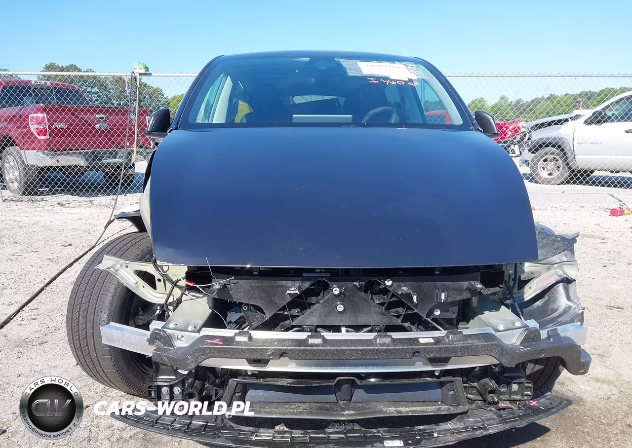 2026 Tesla Model Y All-Wheel Drive-Long Range Launch Series-Premium All-Wheel Drive VIN:7SAYGDEE6TA469741 - 6
