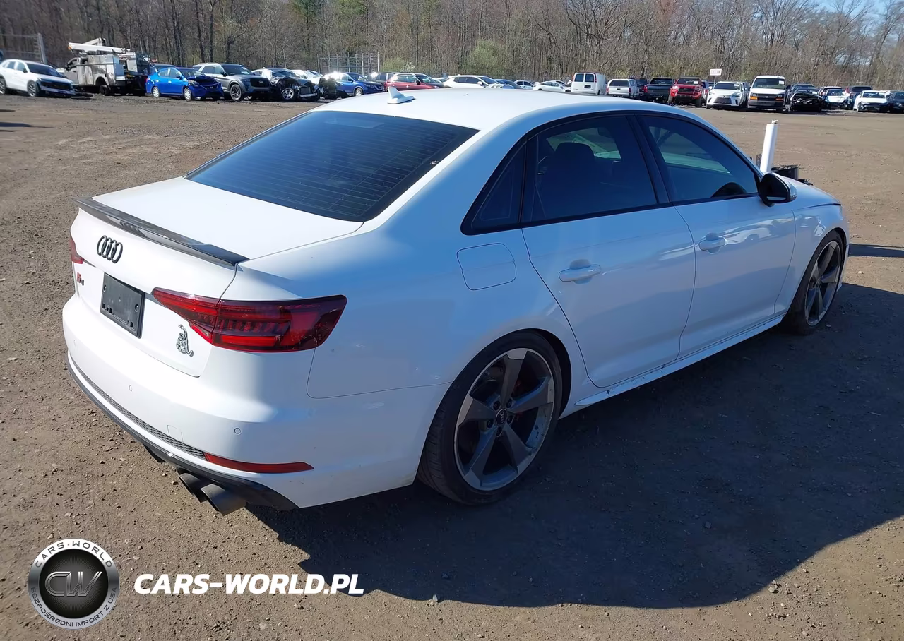 2018 Audi S4 3.0T Premium Plus VIN:WAUB4AF48JA103270 - 4