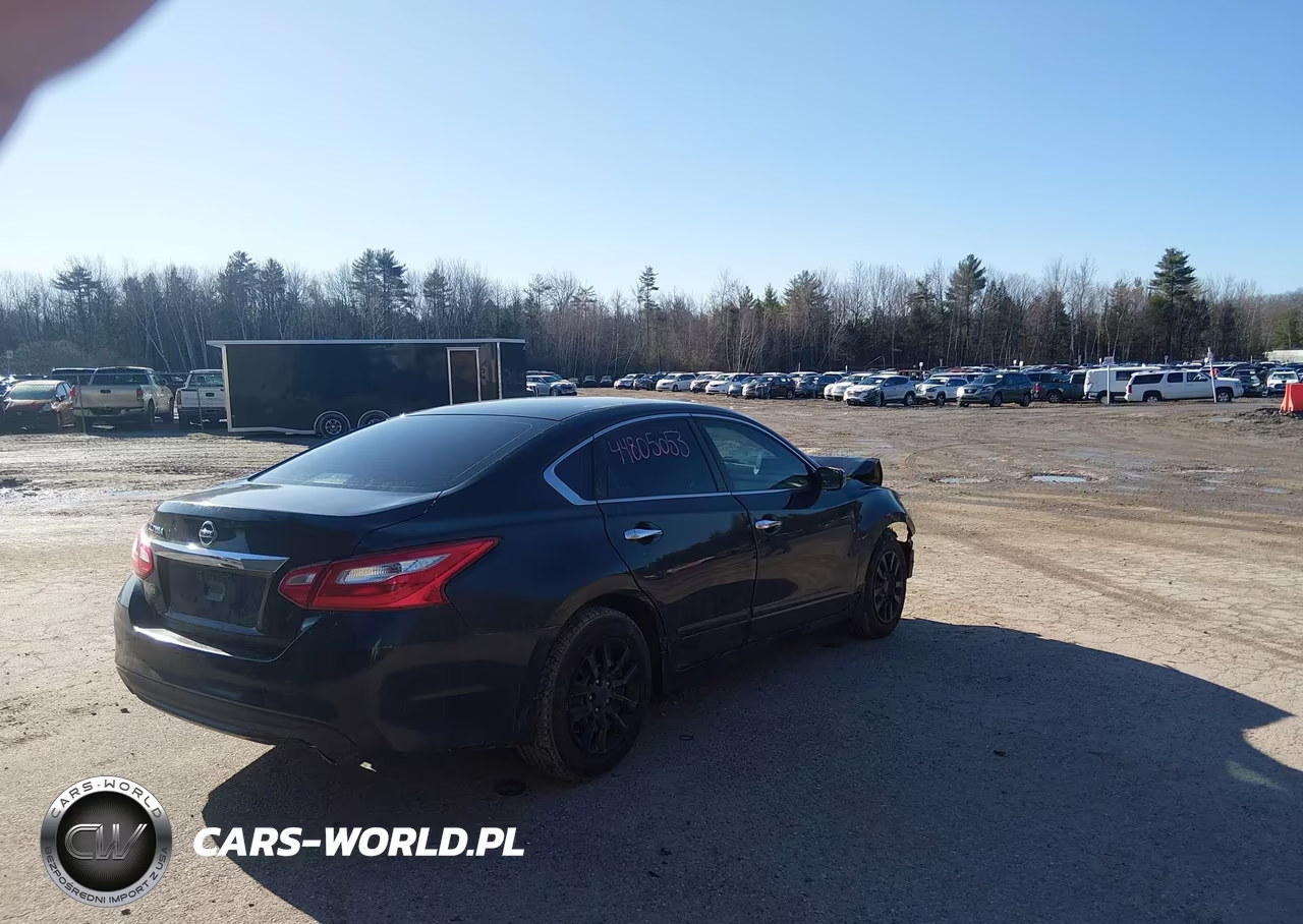 2017 Nissan Altima 2.5 S VIN:1N4AL3AP8HC484220 - 4