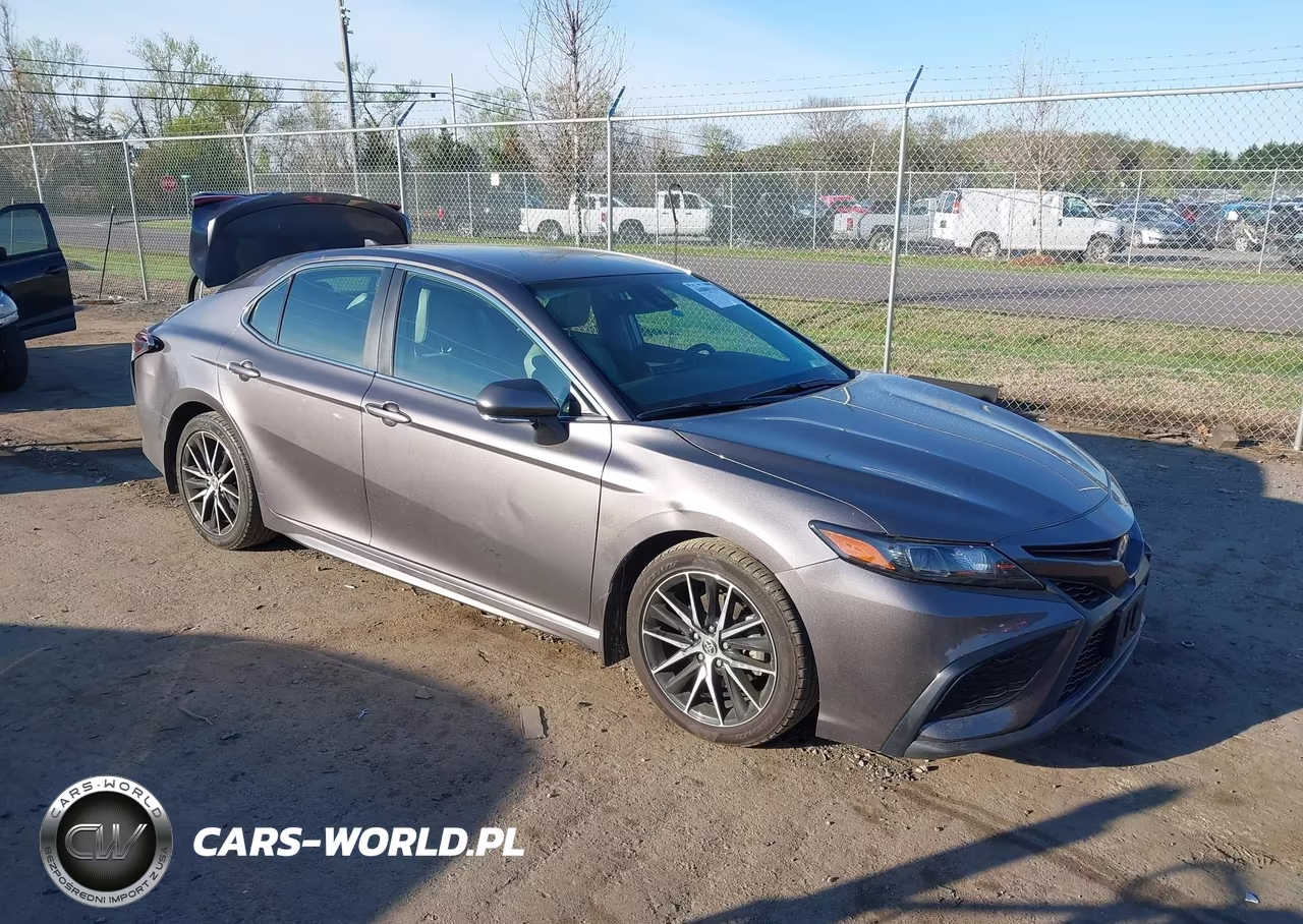 2022 Toyota Camry Se Hybrid – zdjęcie 1 z 16