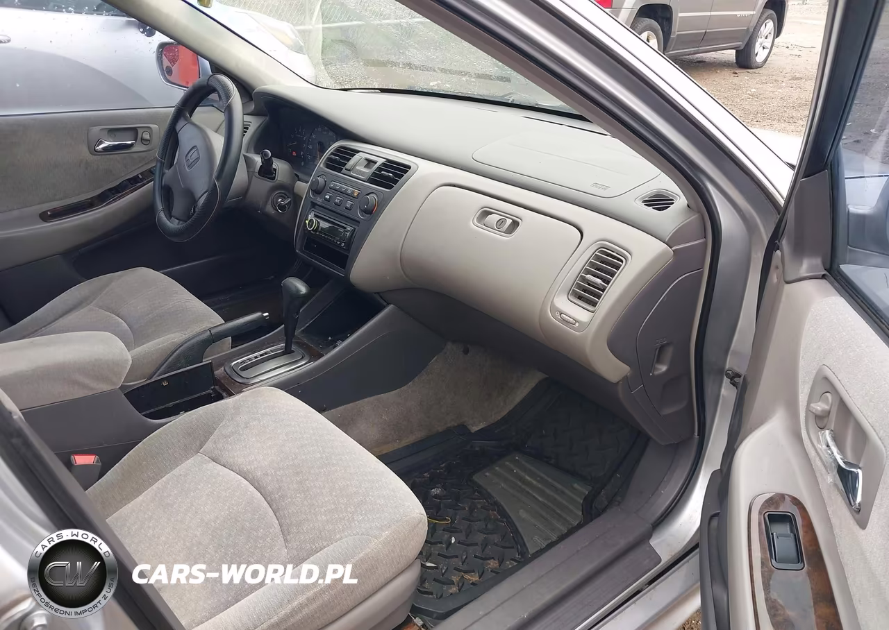 2002 Honda Accord 2.3 Se VIN:1HGCG56782A012552 - 5