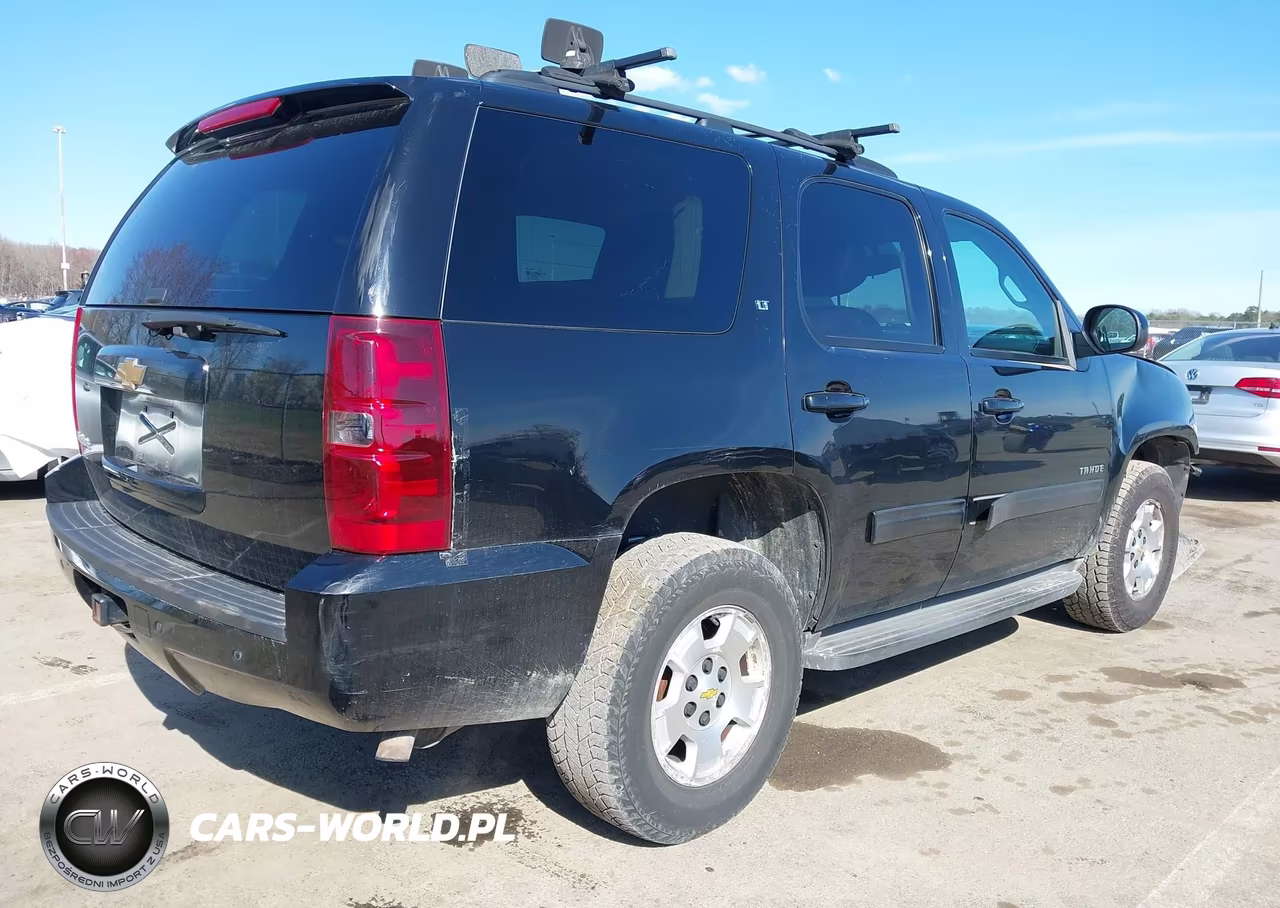 2013 Chevrolet Tahoe Lt VIN:1GNSKBE00DR331256 - 4