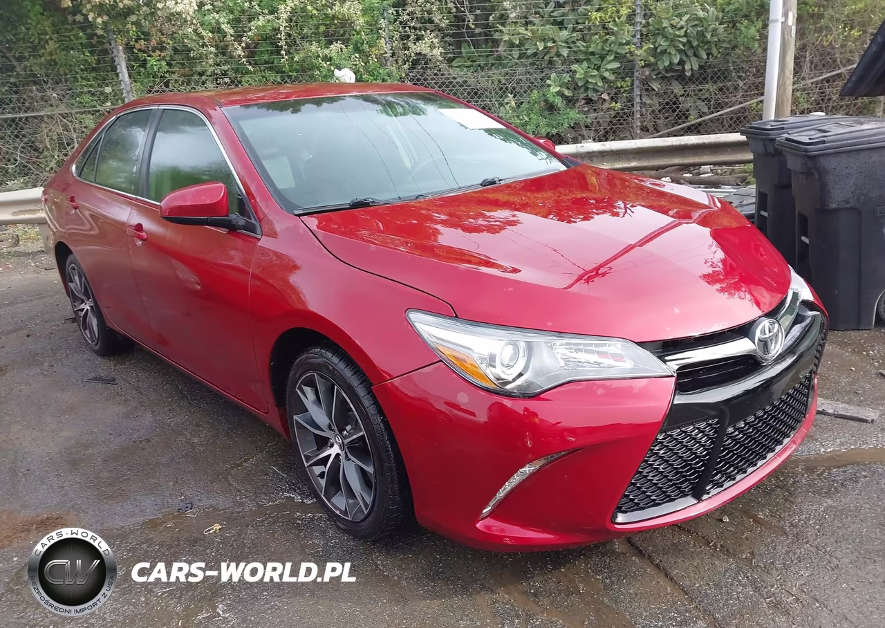 2015 Toyota Camry Xse