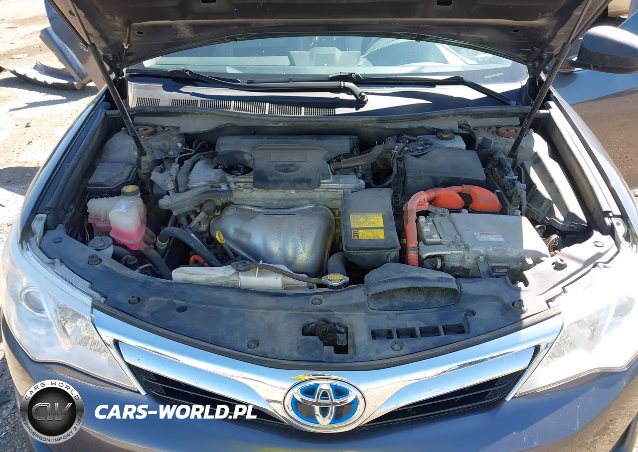 2013 Toyota Camry Hybrid Le VIN:4T1BD1FK8DU085773 - 10