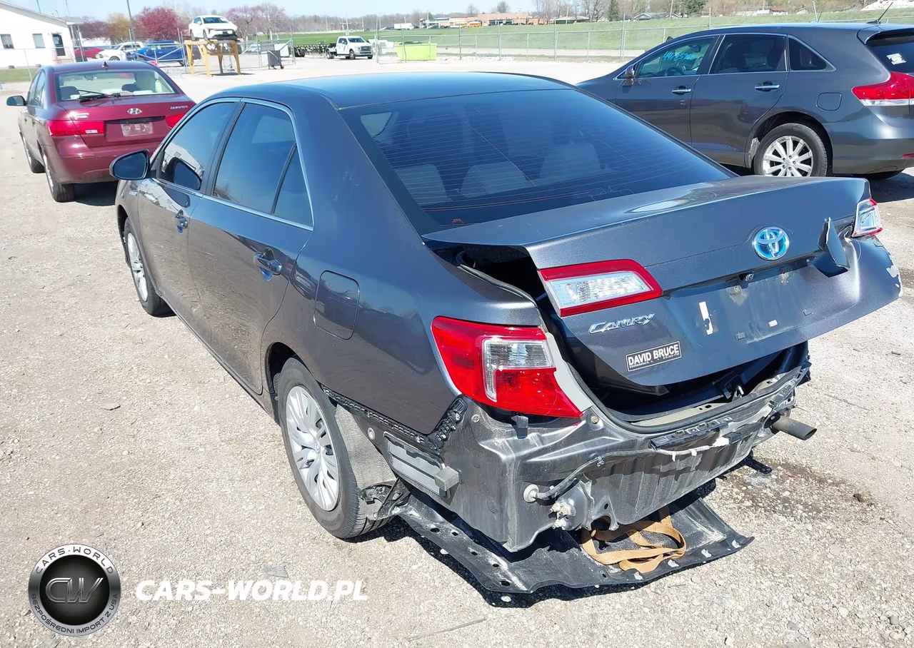 2013 Toyota Camry Hybrid Le VIN:4T1BD1FK8DU085773 - 3