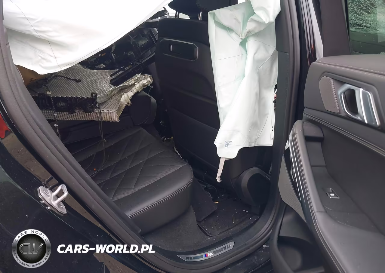 2026 BMW X6 xDrive40I VIN:5UX33EX01T9111825 - 8