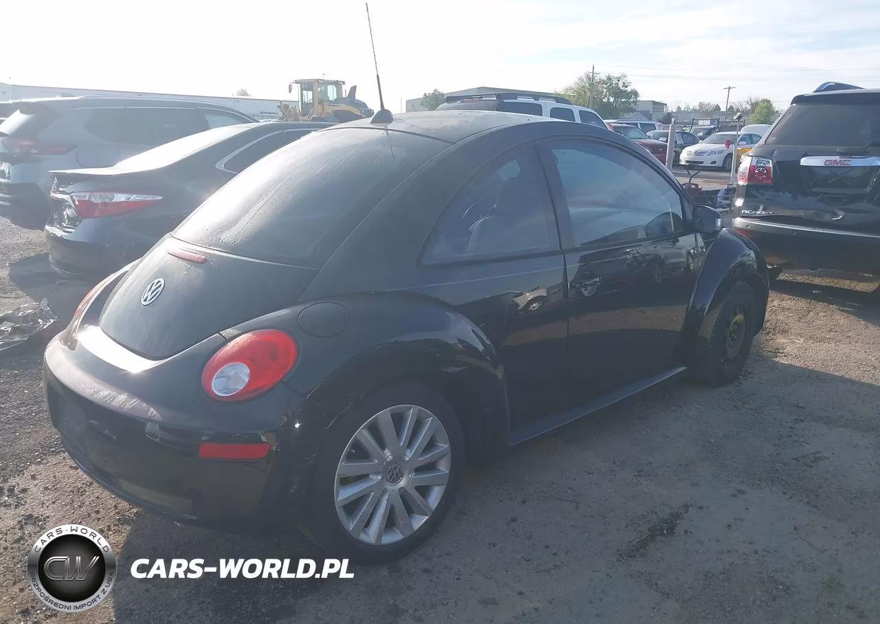 2008 Volkswagen New Beetle S-Se VIN:3VWRW31C08M526487 - 4