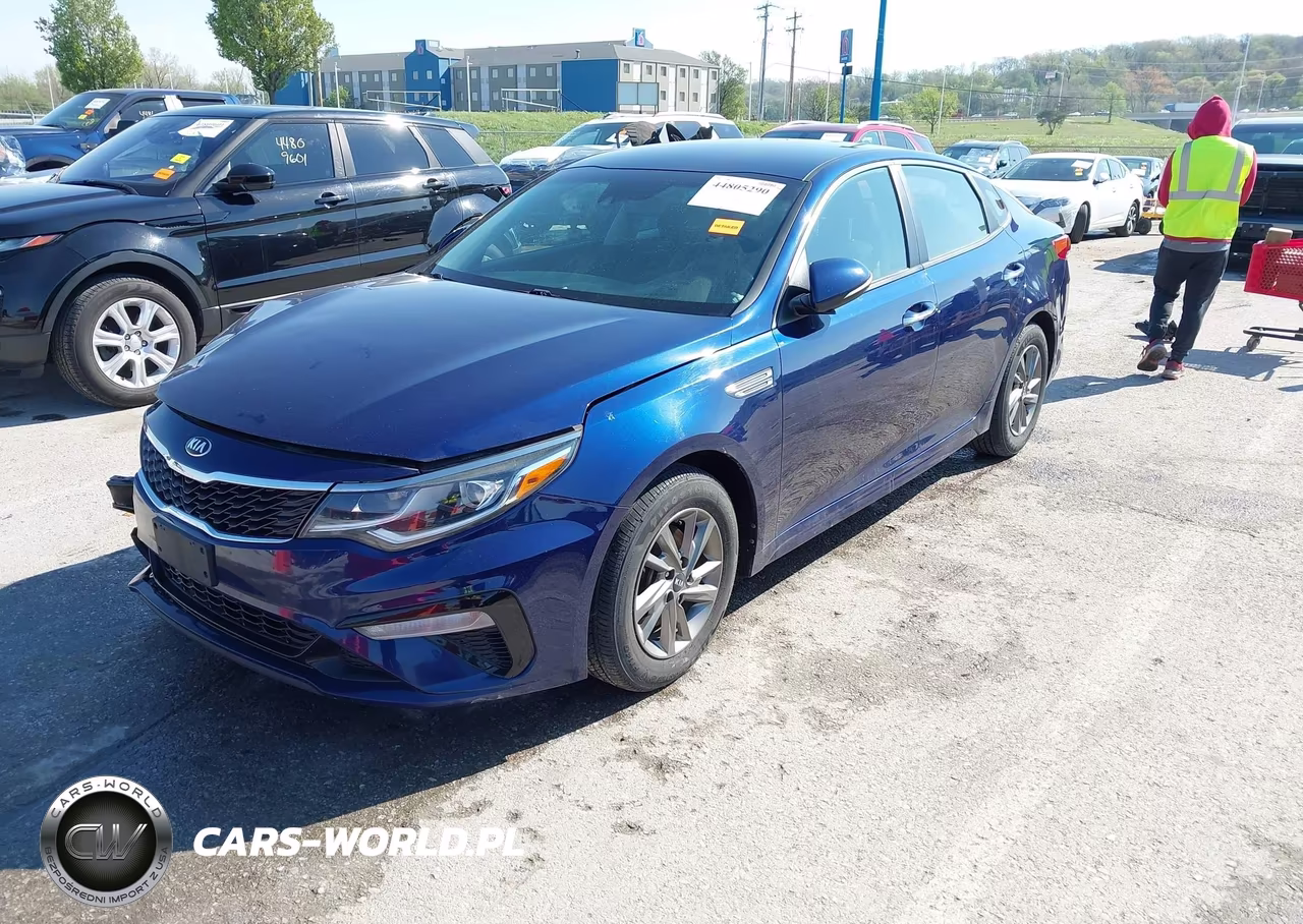 2019 Kia Optima Lx VIN:5XXGT4L35KG353256 - 2