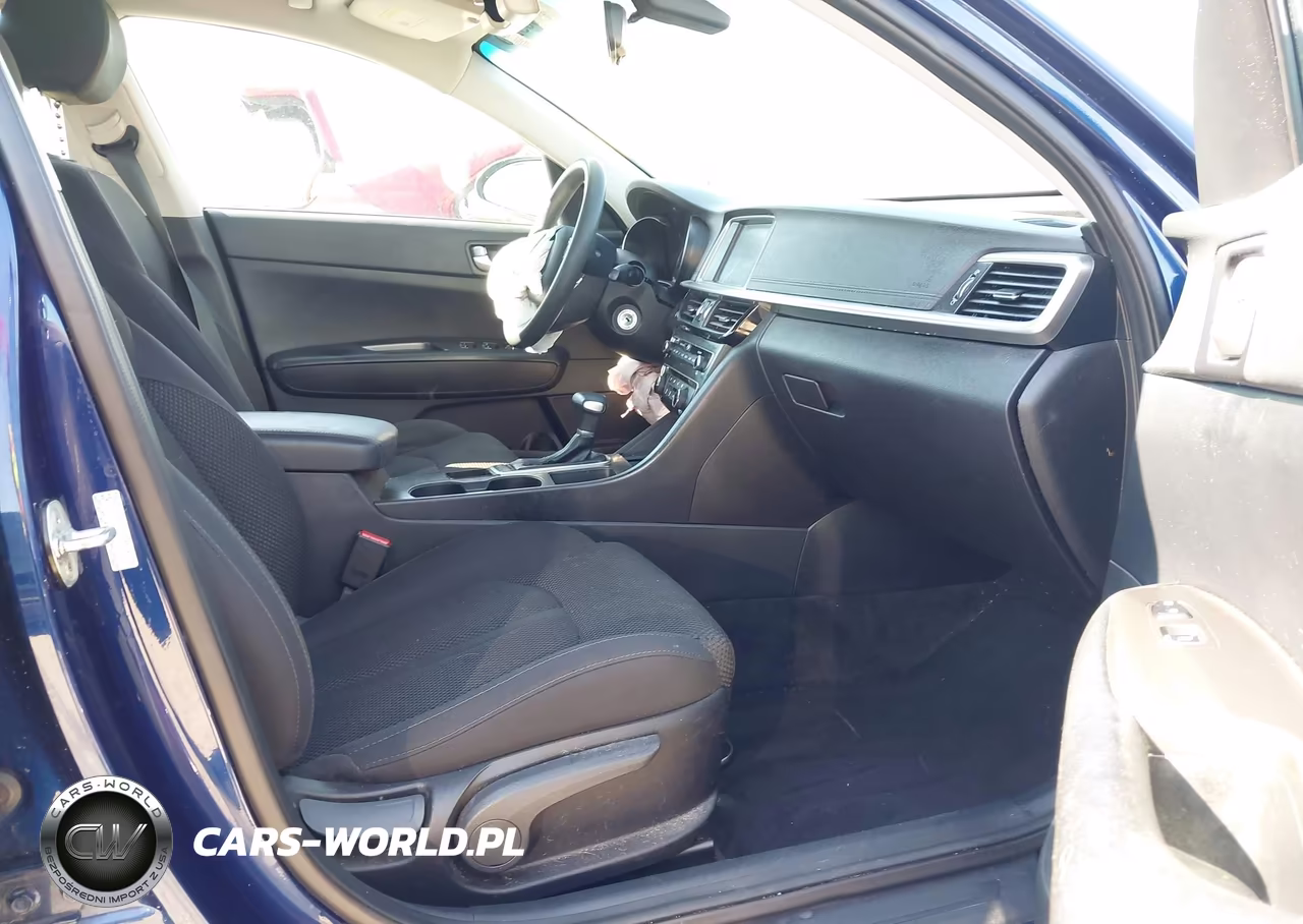 2019 Kia Optima Lx VIN:5XXGT4L35KG353256 - 5