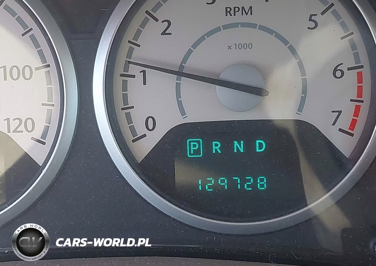 2010 Chrysler Town & Country Touring VIN:2A4RR5D18AR141610 - 15