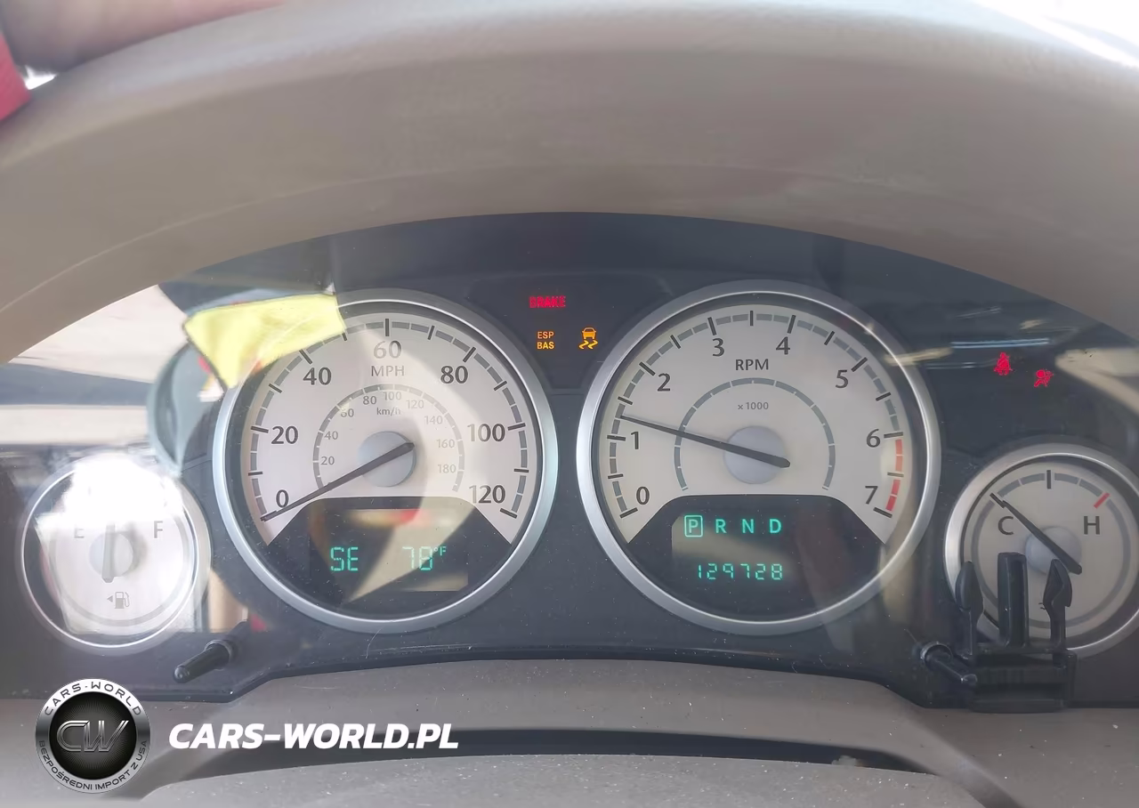 2010 Chrysler Town & Country Touring VIN:2A4RR5D18AR141610 - 7