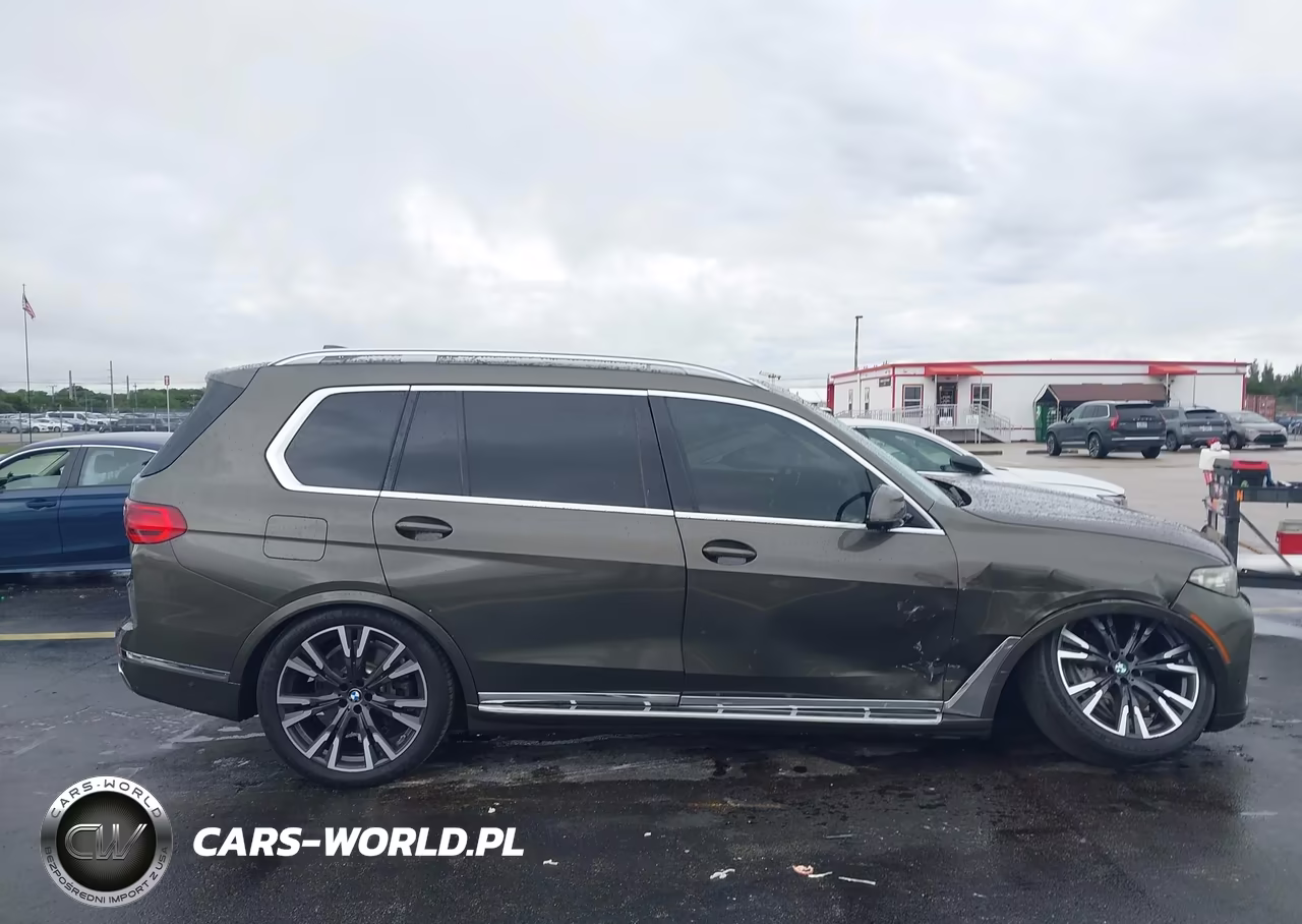 2020 BMW X7 xDrive50I VIN:5UXCX4C06L9C94078 - 13