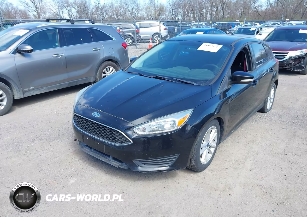 2017 Ford Focus Se VIN:1FADP3K29HL249183 - 2
