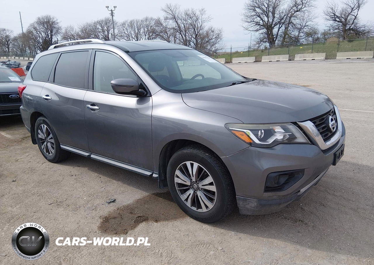 2017 Nissan Pathfinder S