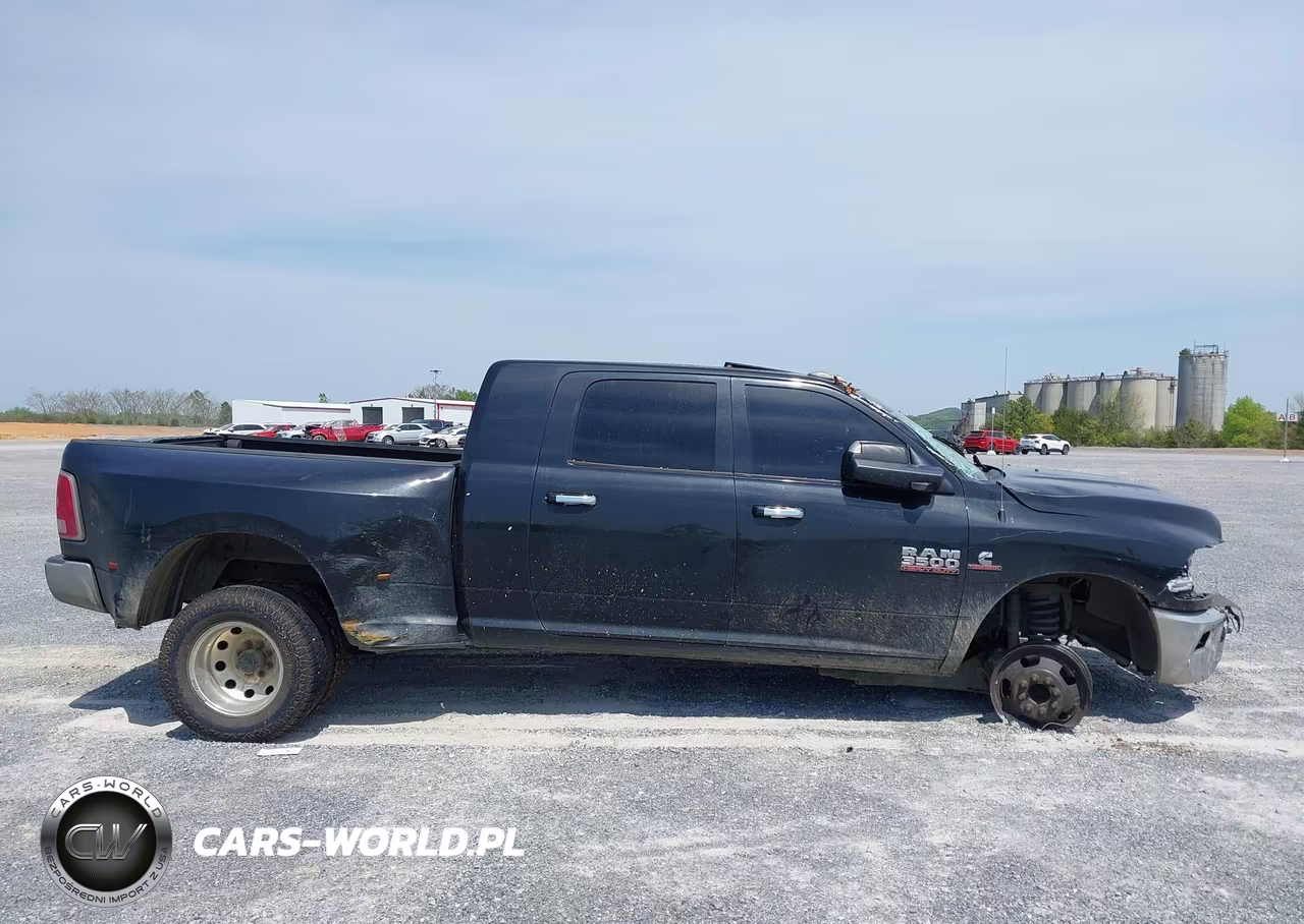 2017 Ram 3500 Laramie VIN:3C63RRMLXHG608764 - 15