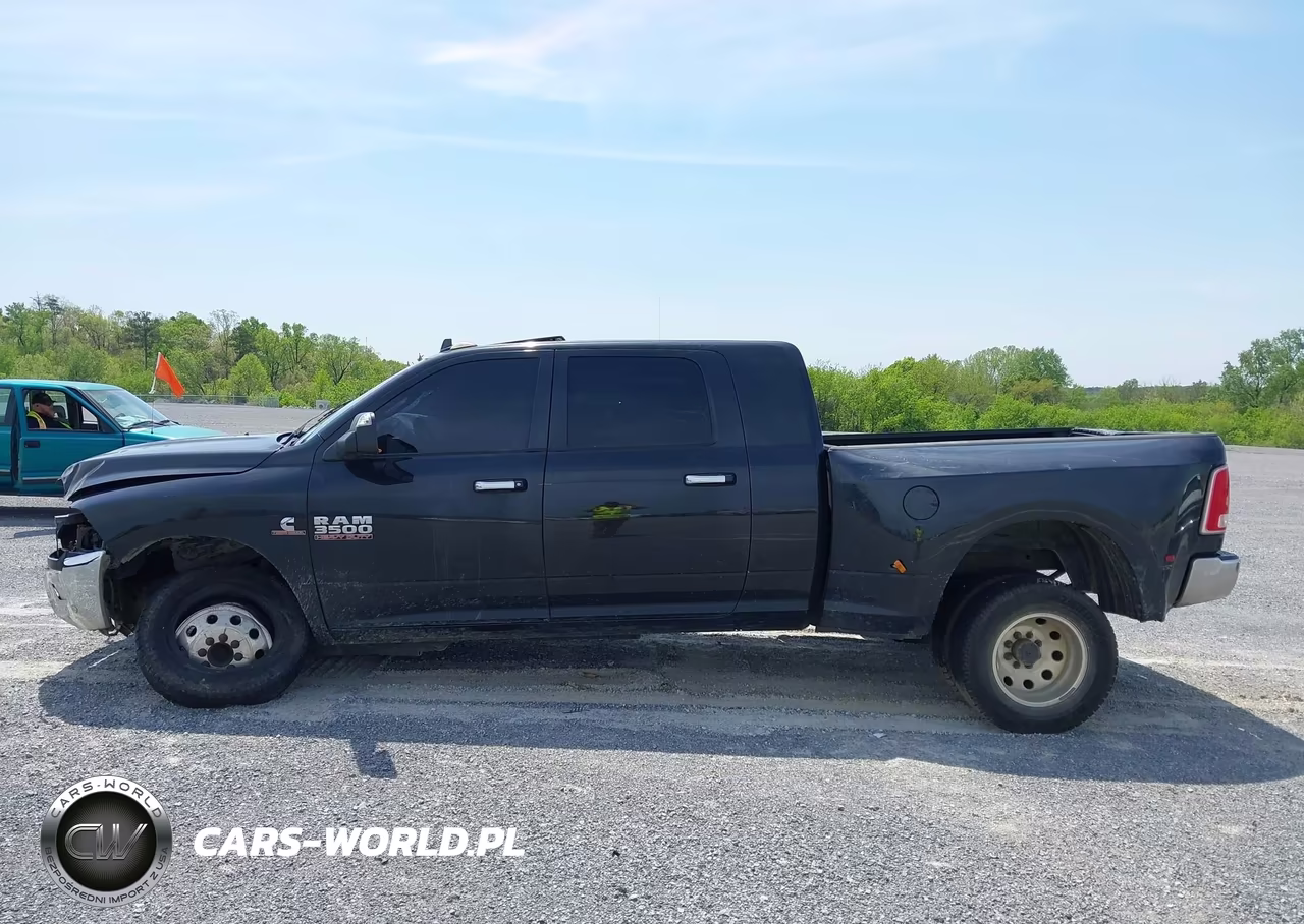 2017 Ram 3500 Laramie VIN:3C63RRMLXHG608764 - 16