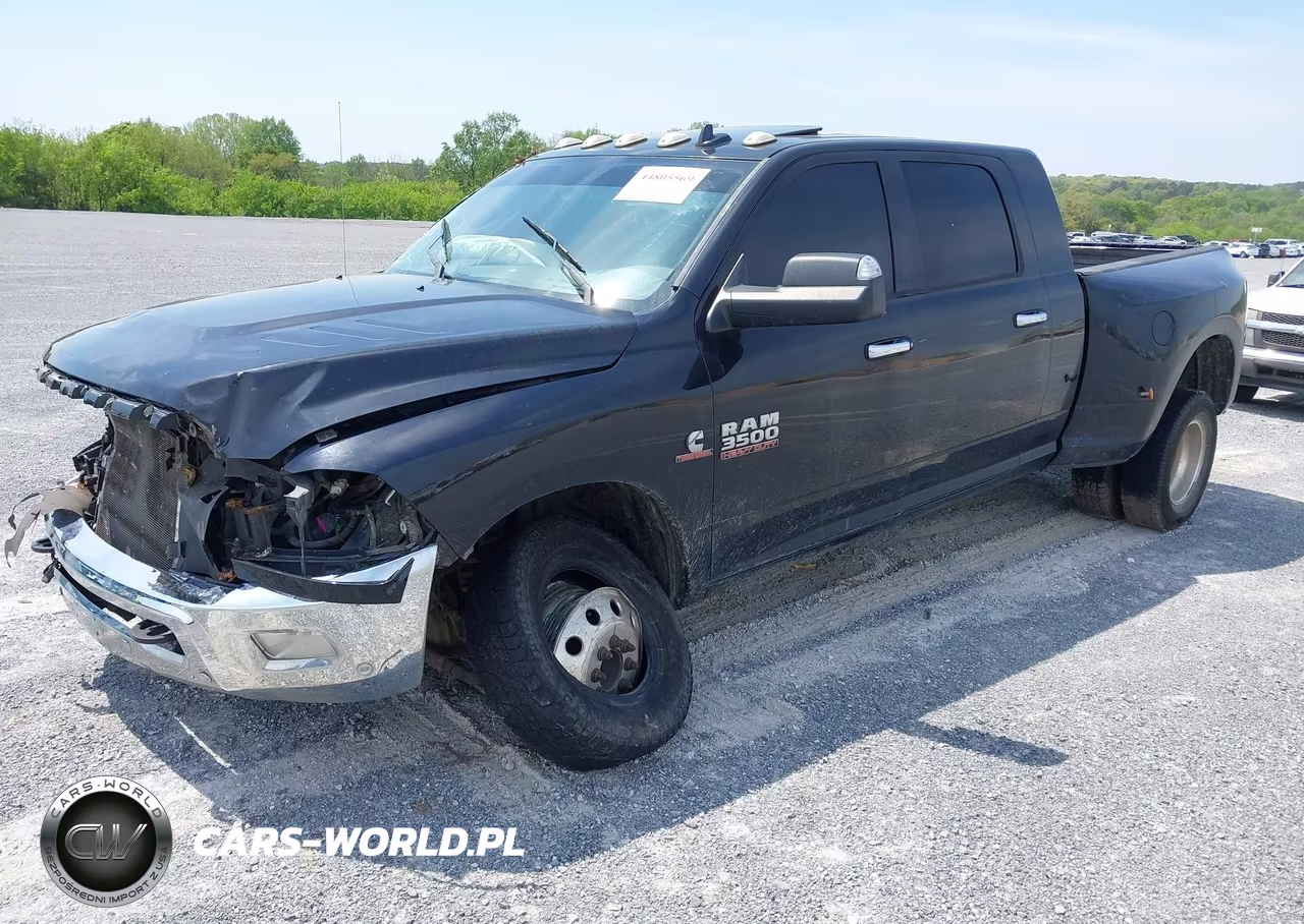2017 Ram 3500 Laramie VIN:3C63RRMLXHG608764 - 2