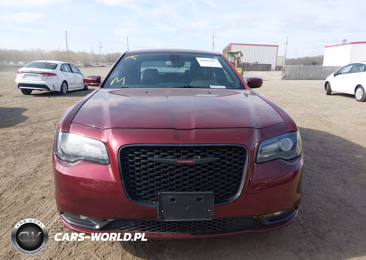 2023 Chrysler 300 300S VIN:2C3CCABG7PH580880 - 13