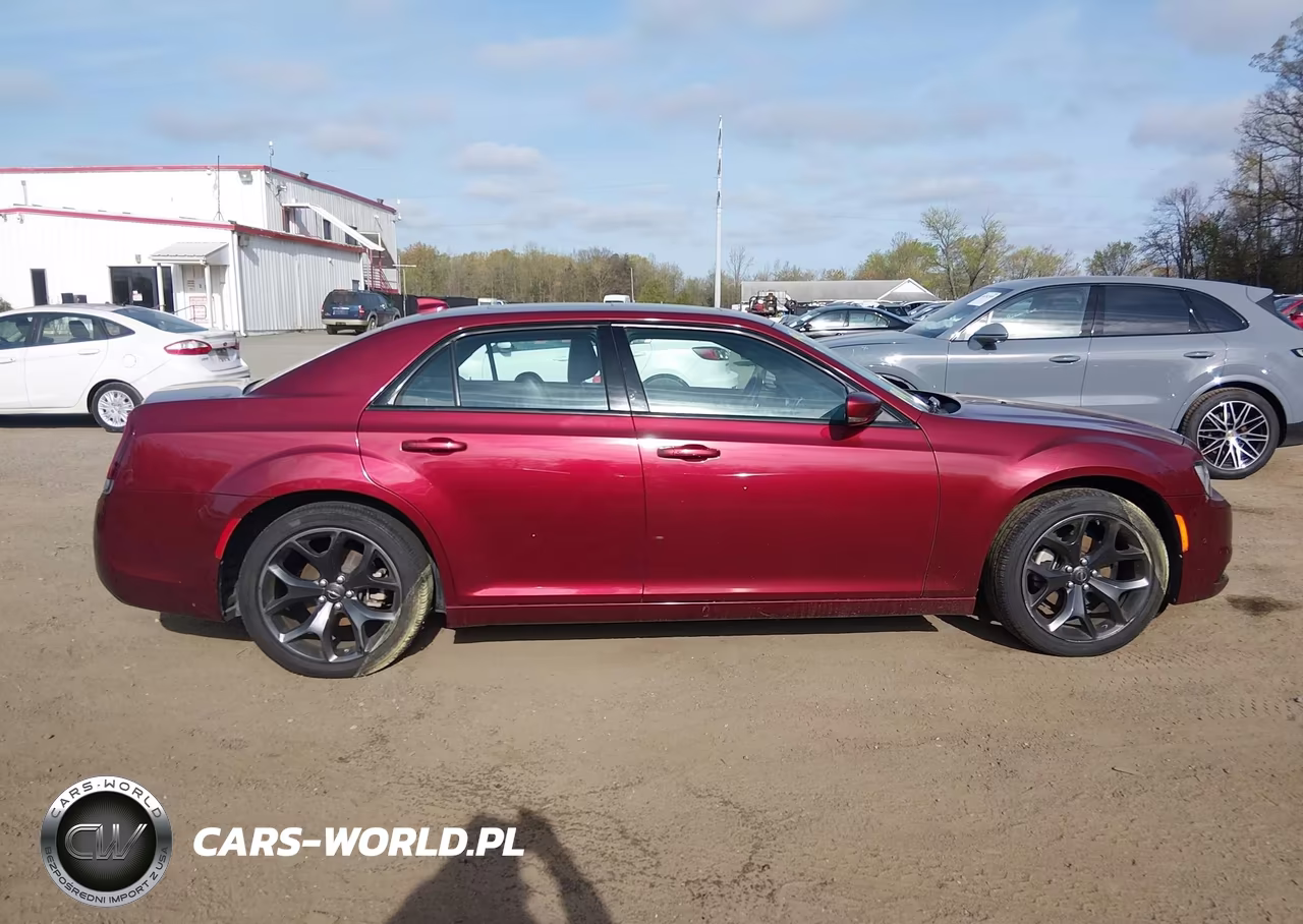 2023 Chrysler 300 300S VIN:2C3CCABG7PH580880 - 14