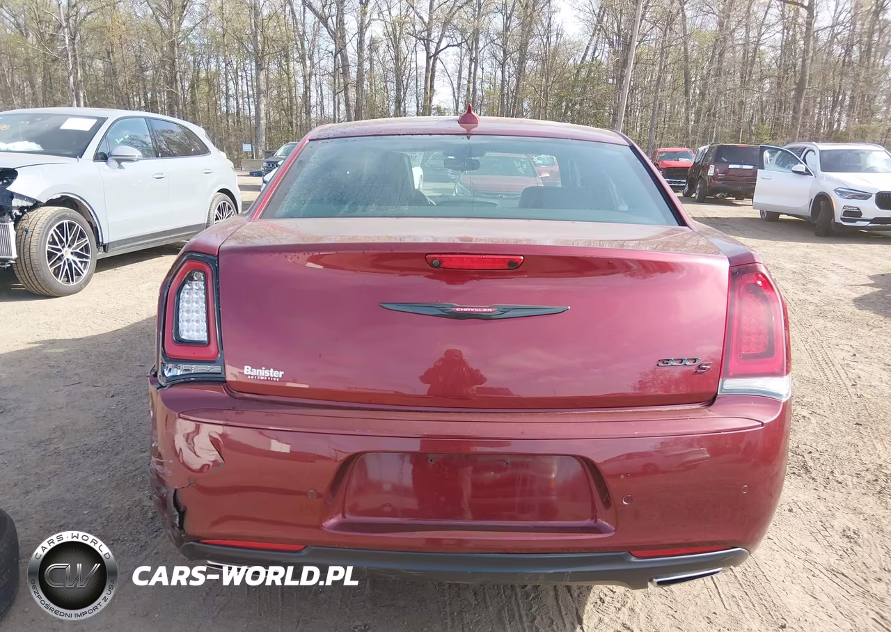 2023 Chrysler 300 300S VIN:2C3CCABG7PH580880 - 17