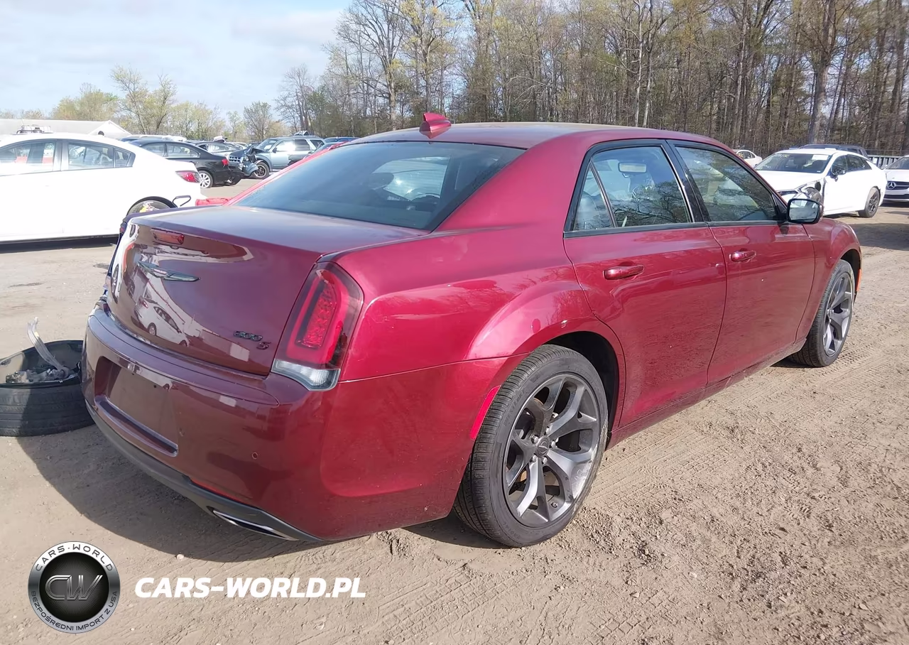 2023 Chrysler 300 300S VIN:2C3CCABG7PH580880 - 4