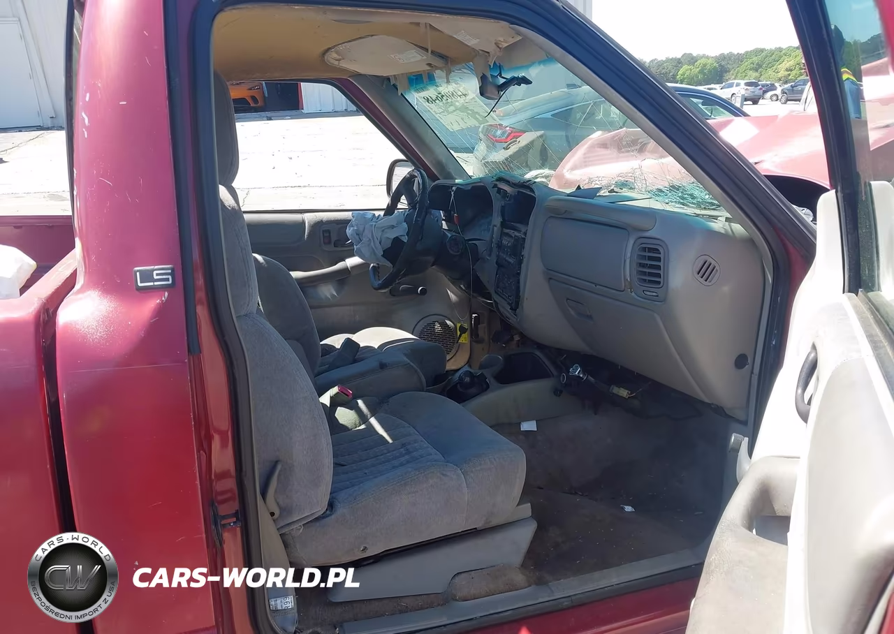 2000 Chevrolet S-10 Ls VIN:1GCCS1440YK170384 - 5
