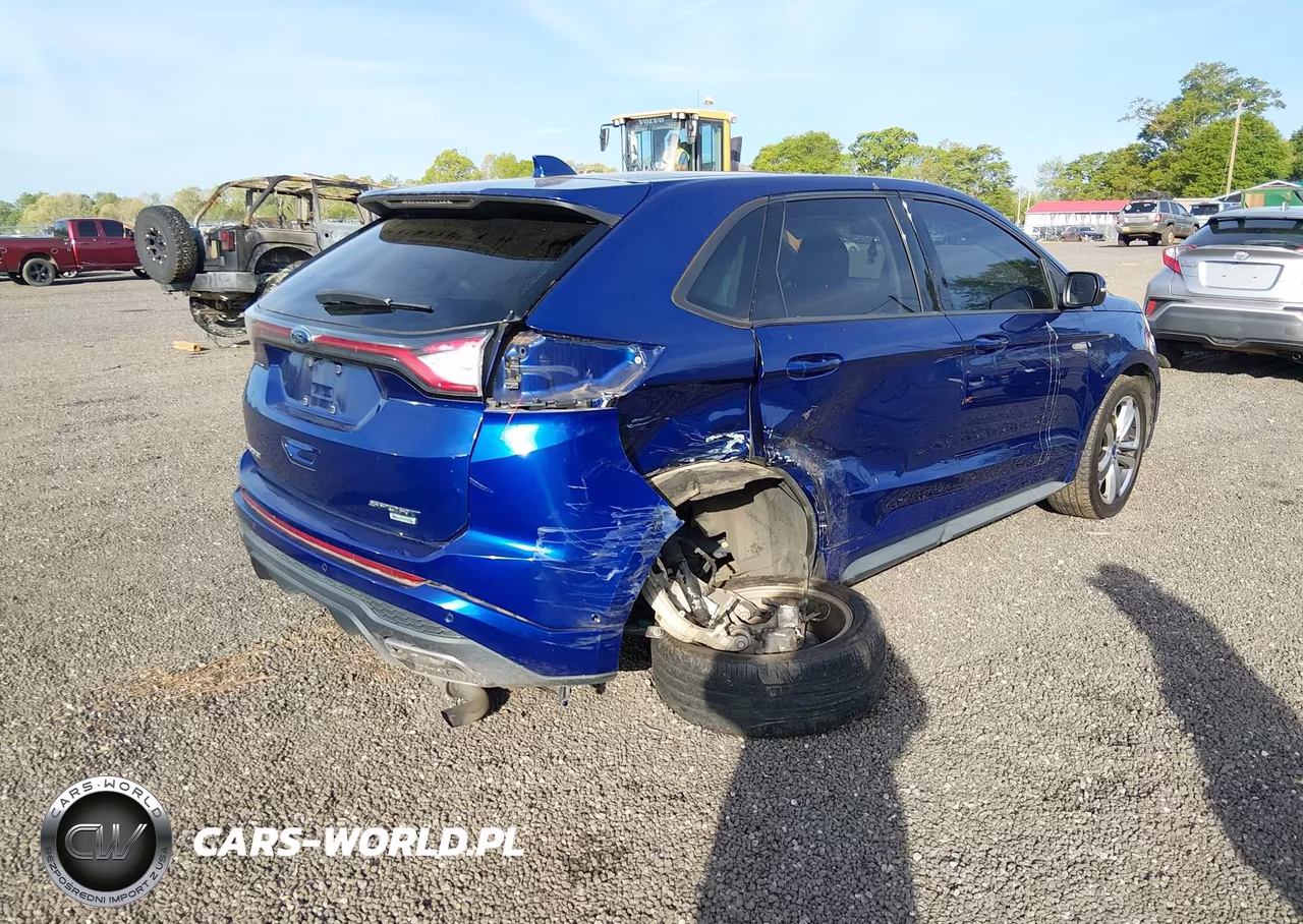 2015 Ford Edge Sport VIN:2FMTK3AP4FBC41051 - 4