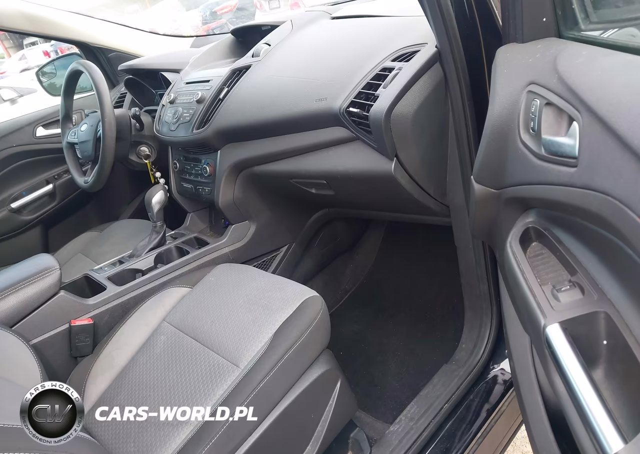 2018 Ford Escape Se VIN:1FMCU0GD0JUA73160 - 5