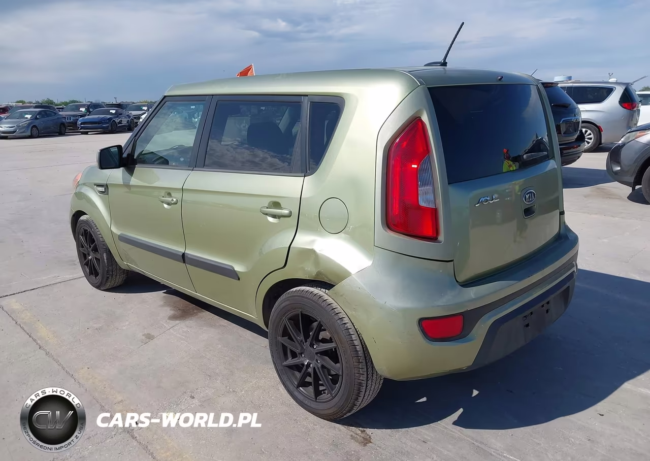 2012 Kia Soul VIN:KNDJT2A52C7444462 - 3
