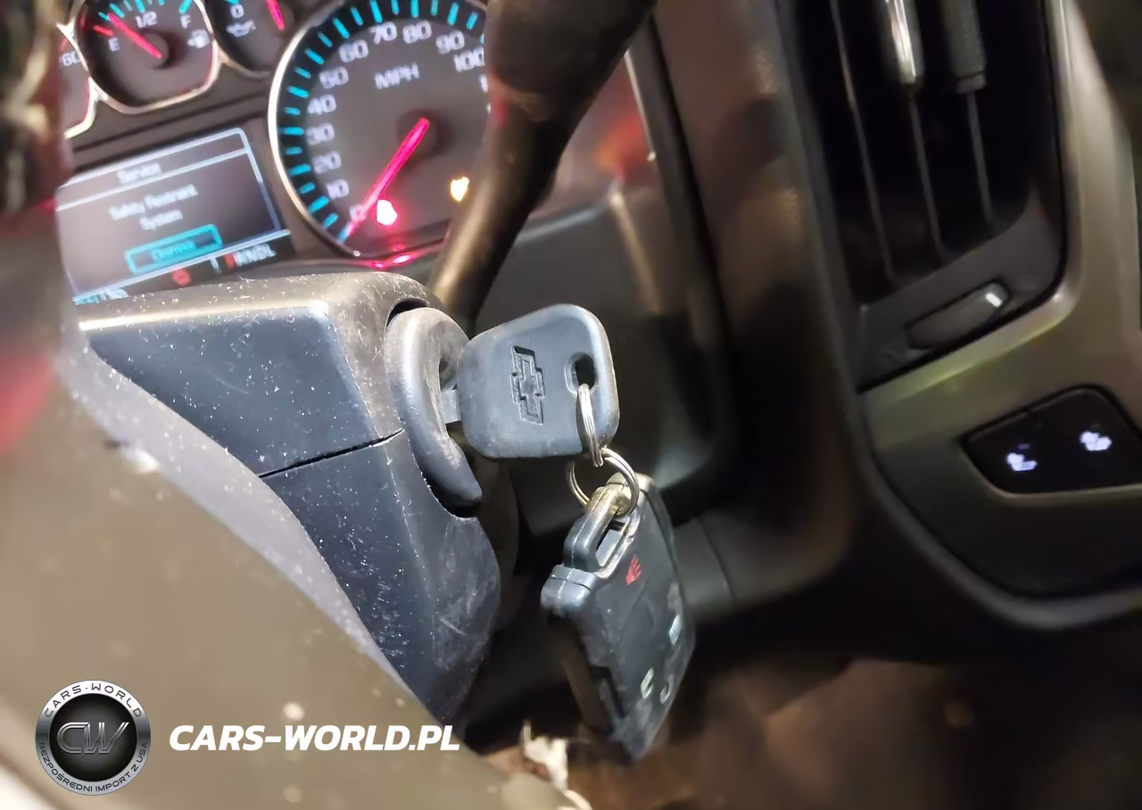 2018 Chevrolet Silverado 1500 2Lt VIN:3GCUKREC7JG473717 - 11