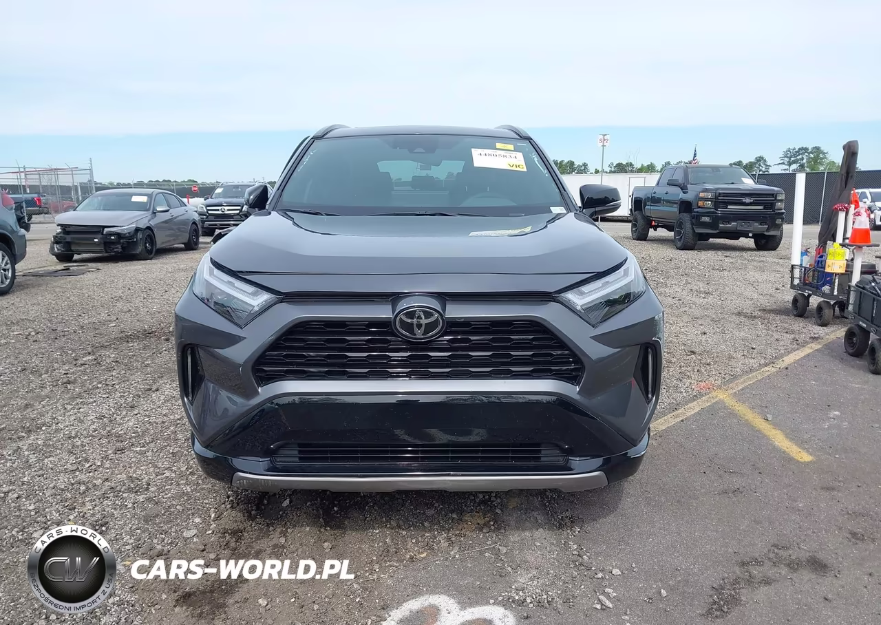 2025 Toyota Rav4 Hybrid Xse VIN:4T3E6RFV3SU176700 - 13