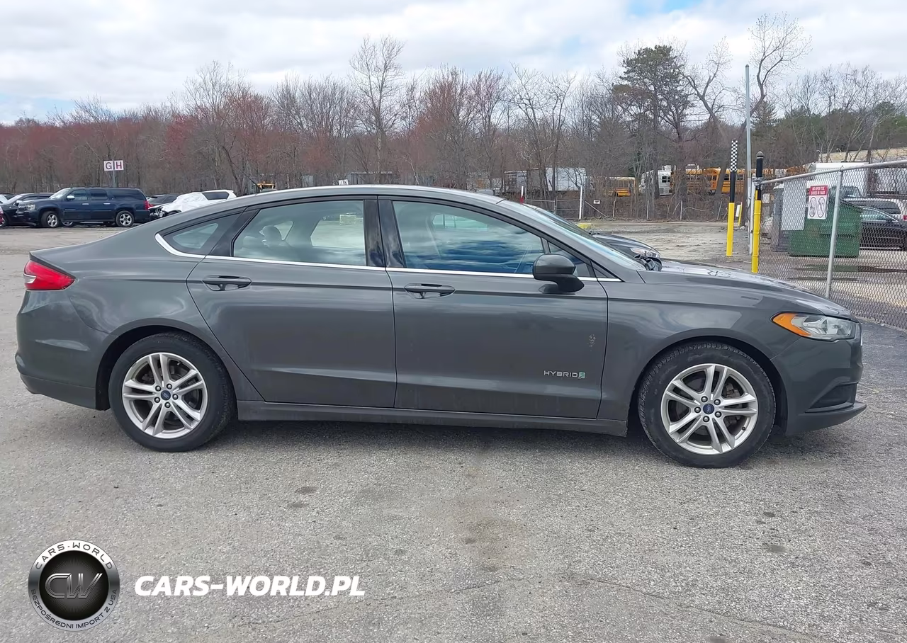 2018 Ford Fusion Hybrid S VIN:3FA6P0UU2JR235896 - 15