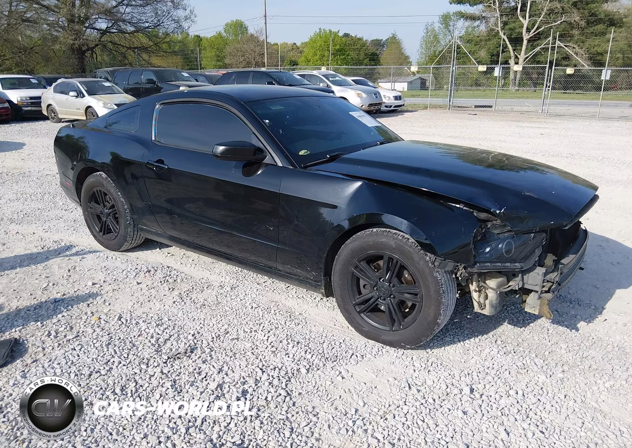2014 Ford Mustang V6