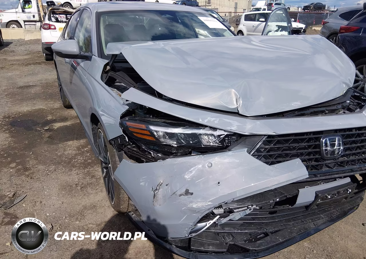 2025 Honda Accord Hybrid Touring VIN:1HGCY2F8XSA083711 - 6